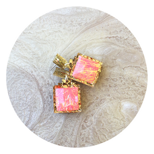 Vintage-style gems (Neon Pink)